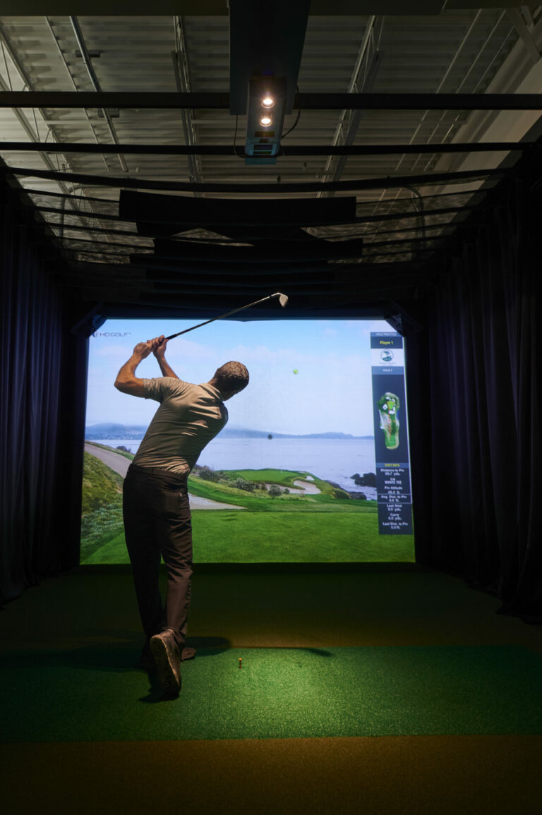 Athletify, golf simulator